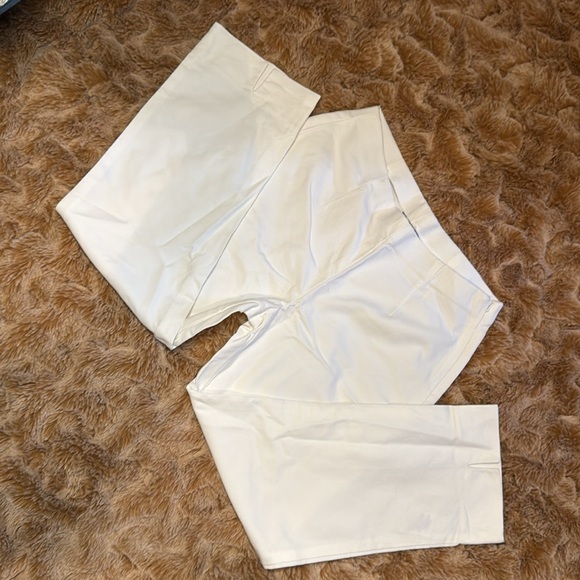 Nic + Zoe White Cropped Pants size 4 - Picture 14 of 15
